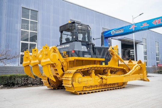 Small bulldozer for farm: An Efficient Assistant Equipment for Agricultural Production
