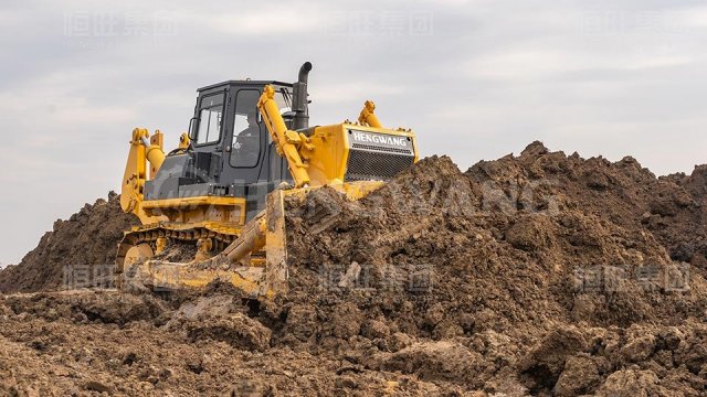 The Versatility of Agricultural Bulldozers: The Efficient Assistant of Modern Farms